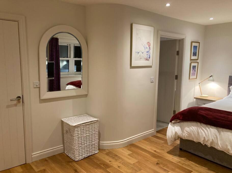 2 Quay Road, Killala. Stunning Sea Front Cottage Exterior foto