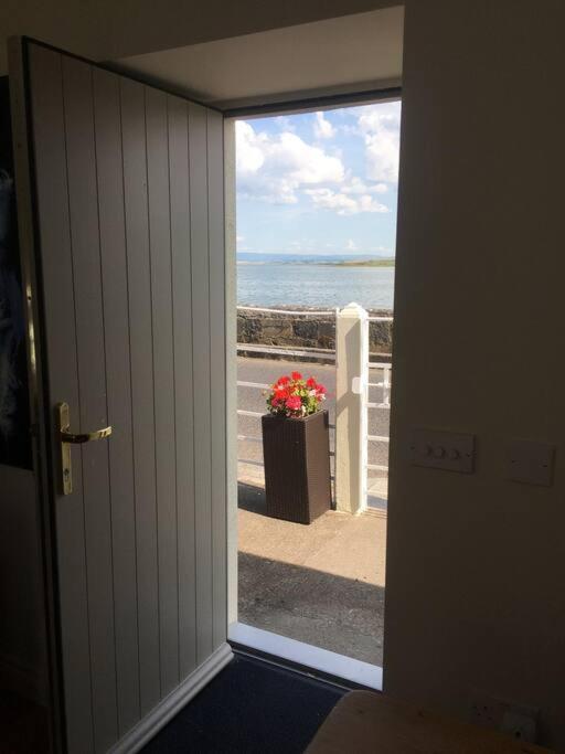 2 Quay Road, Killala. Stunning Sea Front Cottage Exterior foto