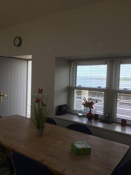 2 Quay Road, Killala. Stunning Sea Front Cottage Exterior foto